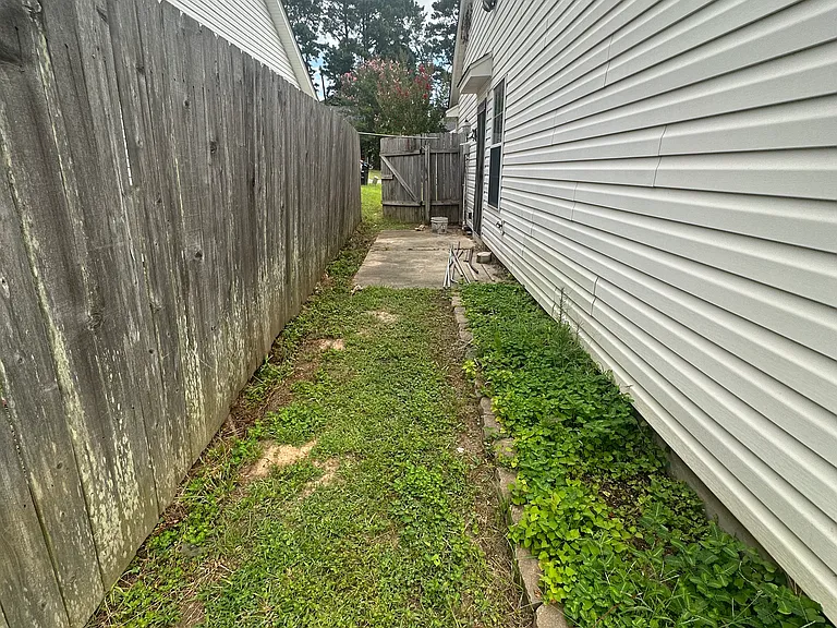1071 Cassidy Ln — Photo 18