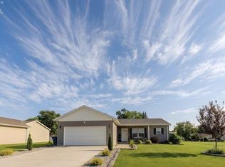 247 Caleb Dr, Fremont, OH 43420