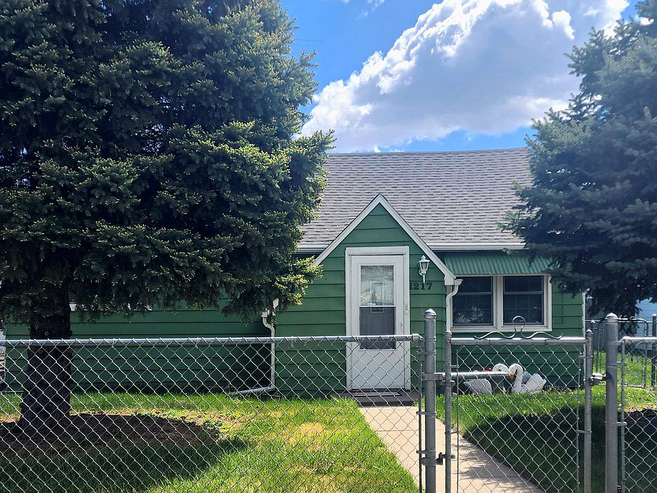 1st image of 1217 N POPLAR