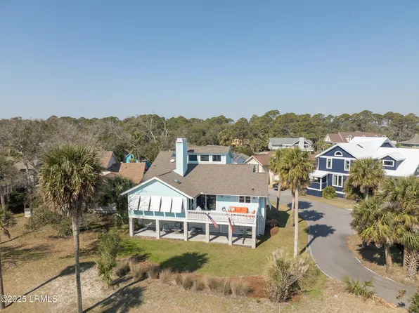 22 Fairway Club Dr, Saint Helena Island, SC 29920