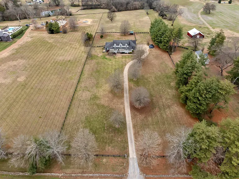 1576 Old Hillsboro Rd — Photo 48