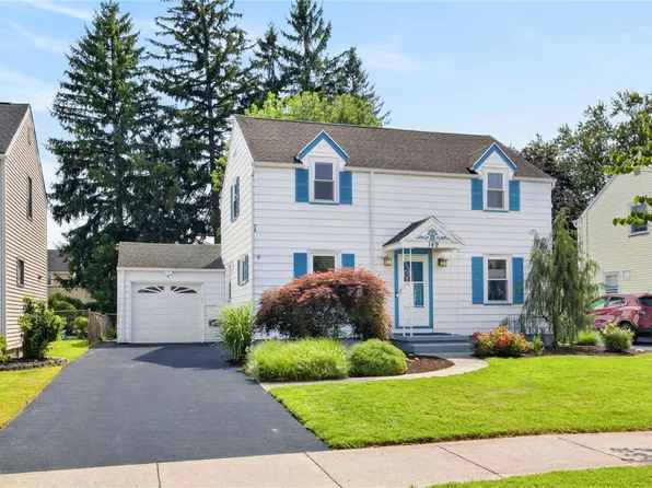 149 Yorkshire Rd, Rochester, NY 14609