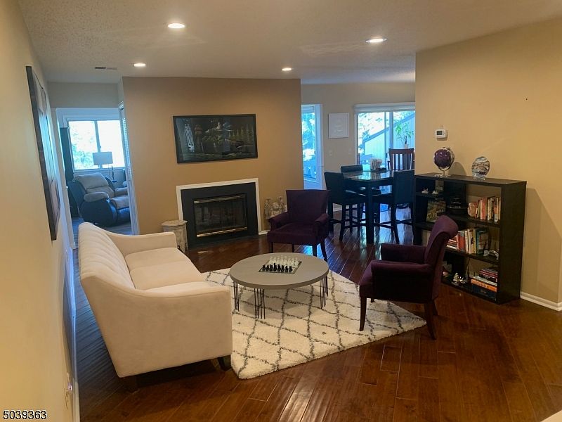 1st image of 20 Karam Cir #20