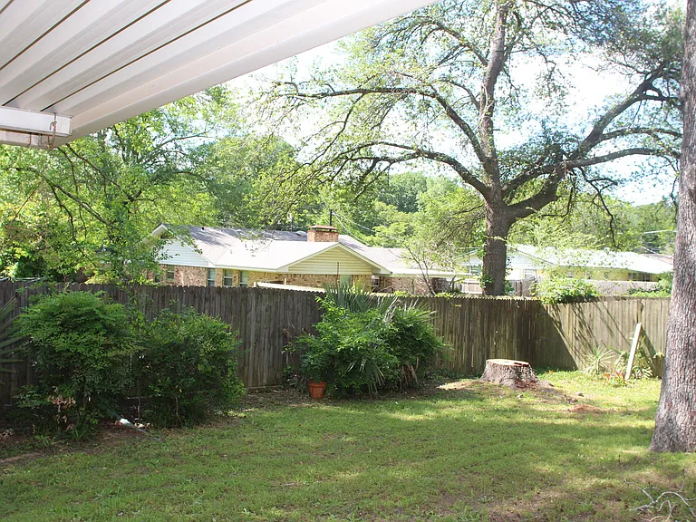 3012 Tower Dr — Photo 25