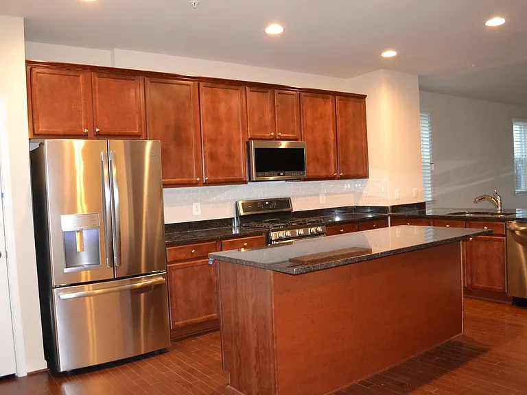 14300 Potomac Heights Ln — Photo 40