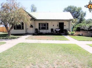 325 S 4th St, Raton, NM 87740