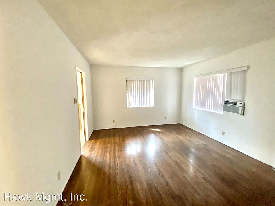 1st image of 6013 1/2 Craner Ave #9712983