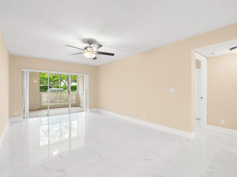9855 Westview Dr #714 — Photo 13