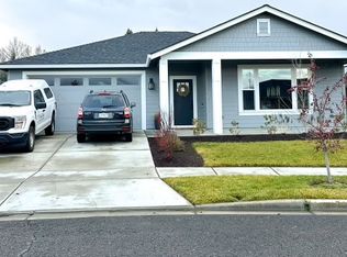 383 Cheney Loop, Central Pt, OR 97502