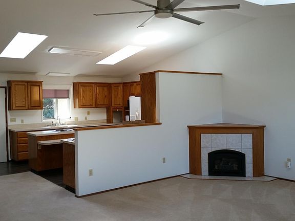Kitchen./Livingroom