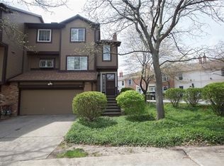 101 Greenbriar Ct #101, Euclid, OH