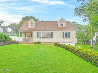 259 Garfield Ave, Oakhurst, NJ 07755