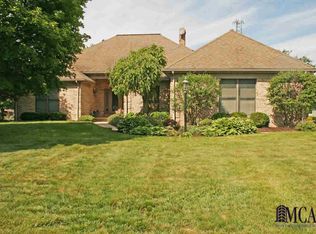 2215 E Hurd Rd, Monroe, MI 48162