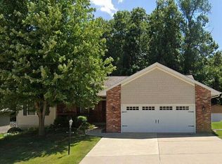 5708 W Charleston Ct, Peoria, IL