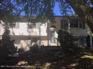 136 Susan Dr, Jackson, NJ