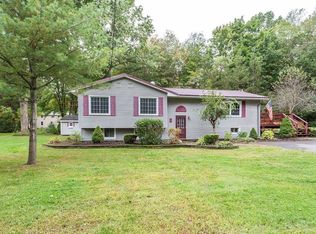 17 Schroeppel Rd, Pennellville, NY 13132