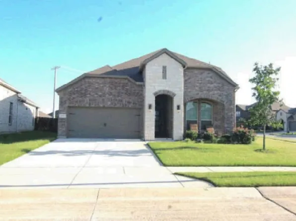 10527 Lone Star Way, Aubrey, TX 76227