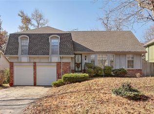 9920 Perry Dr, Overland Park, KS 66212