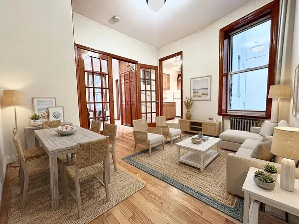 41 E 7th St #37, New York, NY 10003
