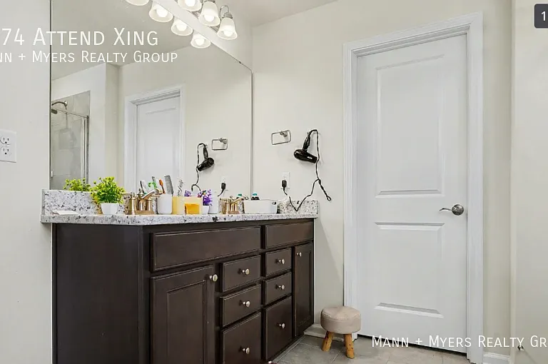 2174 Attend Xing — Photo 13