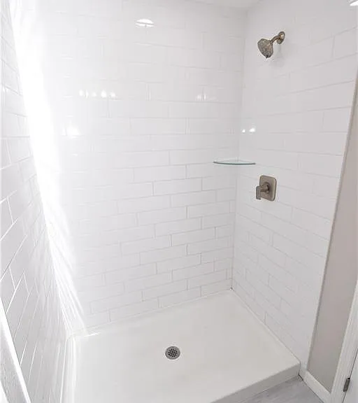 1544 Waldorf Dr — Photo 14