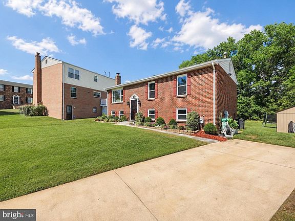 2nd image of 12305 Birchview Dr