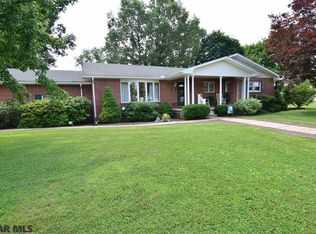 113 Kenneth St, Howard, PA 16841