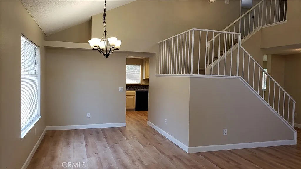 4 bed, 1840 sqft, $3,400 — Photo 4