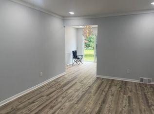 32720 Grandview Ave, Westland, MI 48186