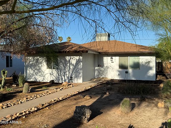 2nd image of 4301 N 15TH Drive