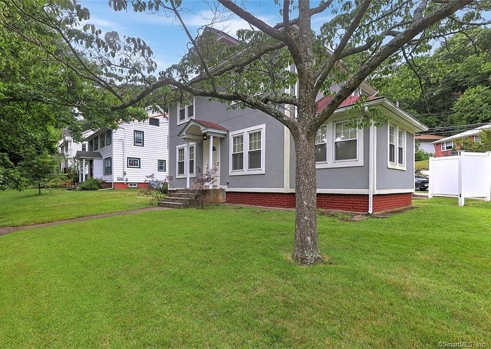 1st image of 118 Vista Terrace