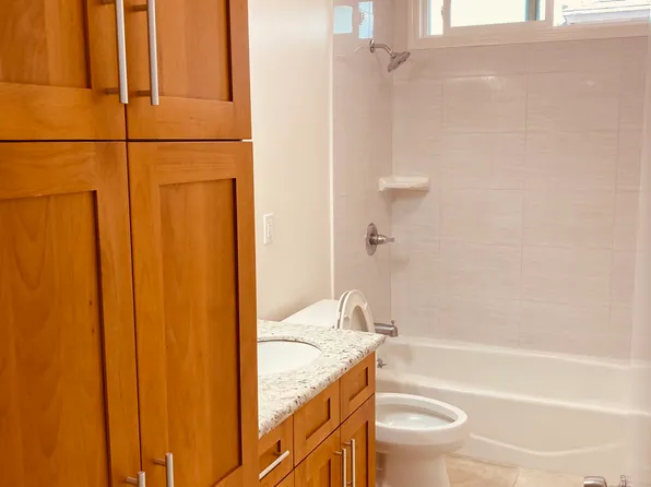 1406 Peter Buck St, Honolulu, HI 96817