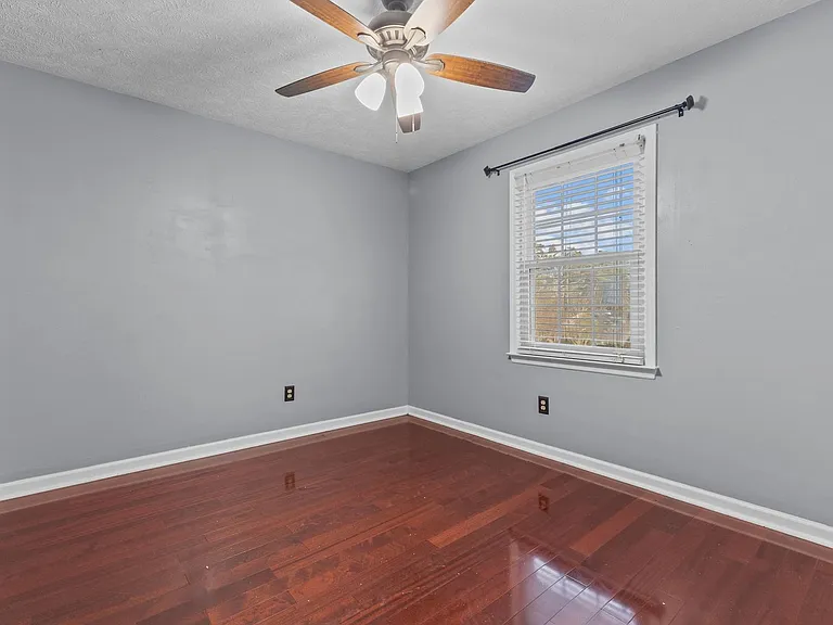 6824 Saint Julian Way — Photo 22