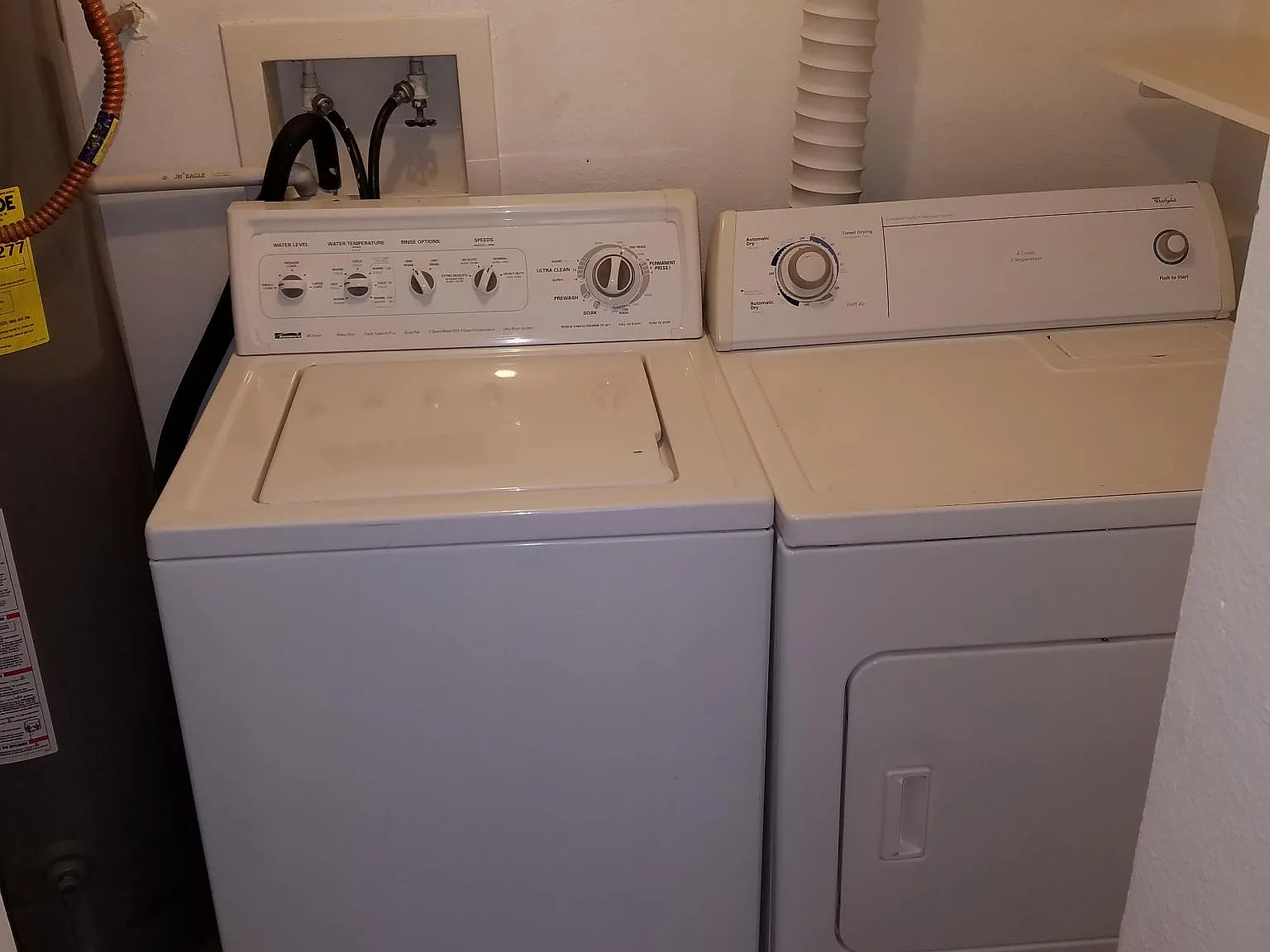 2 bed, 825 sqft, $1,595 — Photo 4