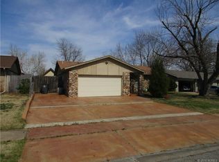 11611 E 27th Pl, Tulsa, OK 74129