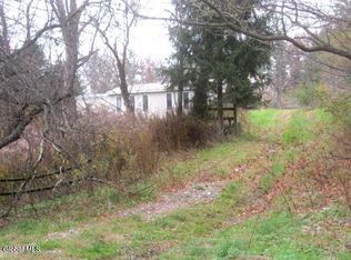4307 New York 7, Hoosick, NY 12090