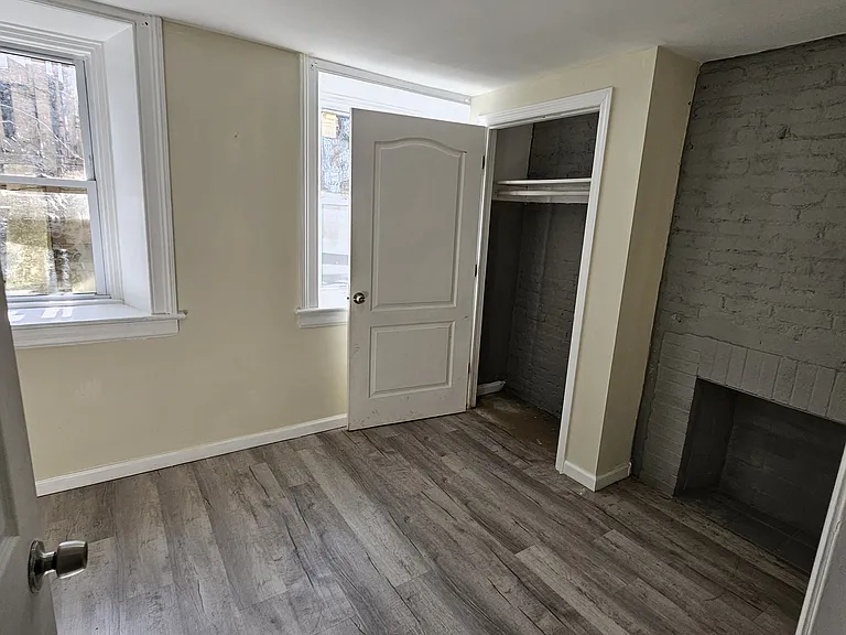 136 Johnston St #0 — Photo 5