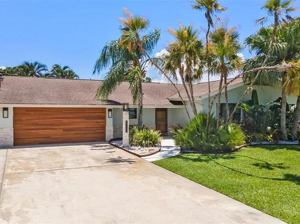 8720 Hickorywood Ln, Tampa, FL 33615