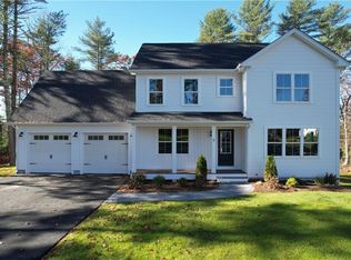 9 Carolina Nooseneck Rd, Richmond, RI 02898