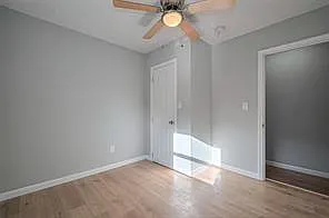 2401 Spence St #A — Photo 5