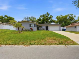 3012 Hickory Dr, Largo, FL 33770