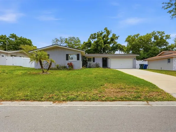 3012 Hickory Dr, Largo, FL 33770