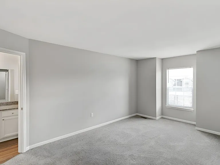 538 Napa Valley Dr — Photo 24