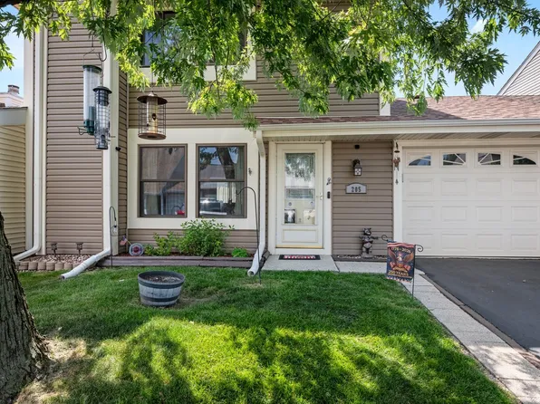 205 Robbin Dr, Romeoville, IL 60446