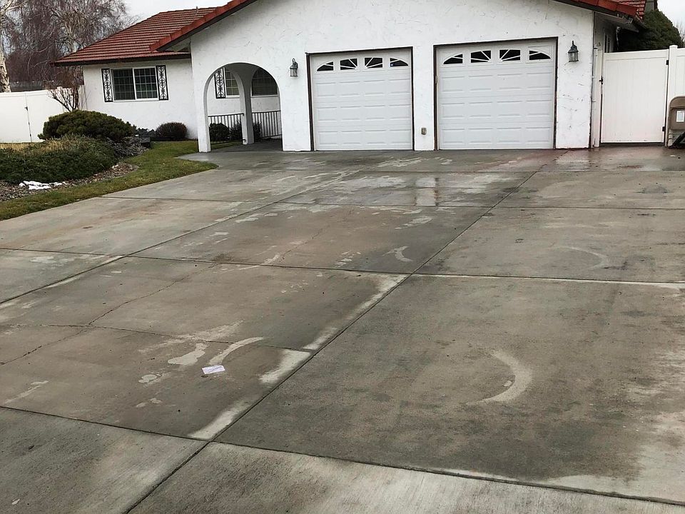 2nd image of 5310 Webster Ct
