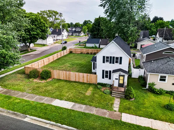 1246 Marquette St SW, Wyoming, MI 49509