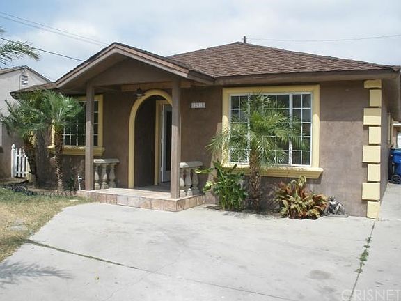 3rd image of 12911 Kagel Canyon St
