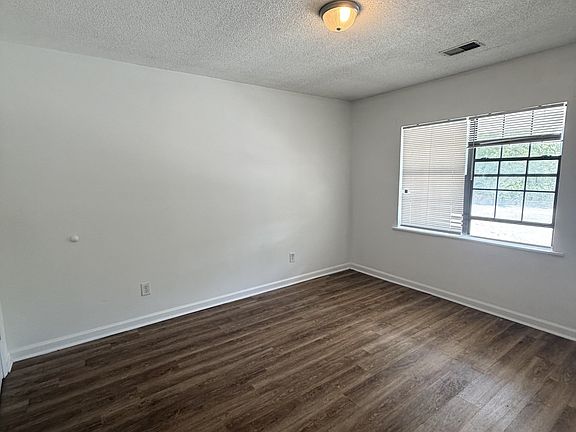5th image of 166 Edwards St SE APT 3