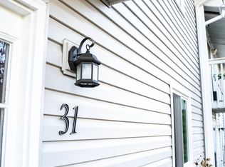 31 Wedgedale Dr, Sterling, VA 20164