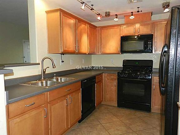 3rd image of 6868 Sky Pointe Dr Unit 1016